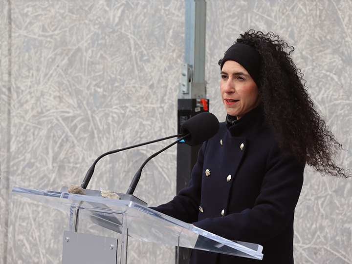 Nomination de Rachel Bendayan au poste de ministre de l’Immigration : une réponse aux enjeux de diversité et d’intégration au Canada.